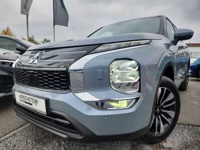 Mitsubishi Outlander 4WD