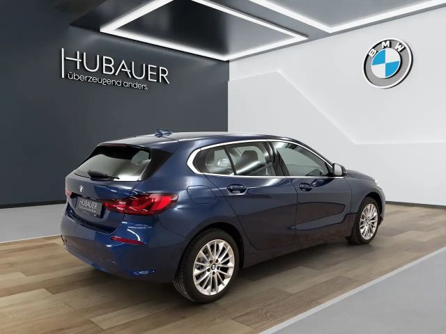 BMW 116 116i 5-deurs Sedan