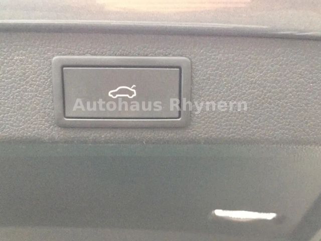 Skoda Superb 2.0 TSI Combi Style Style