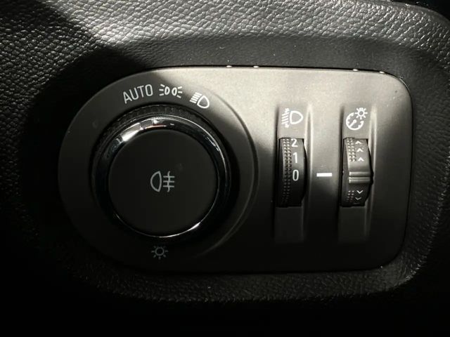 Opel Corsa Sitzheizung,Rückfahrkamera,Parkpilot