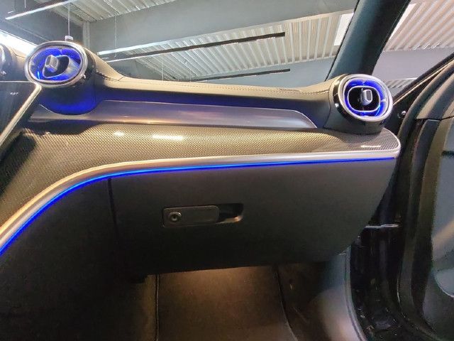 Mercedes-Benz C 200 AMG Line C 200 d Sedan