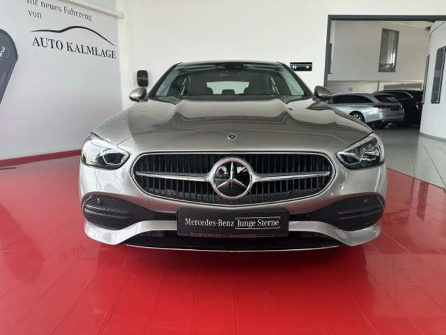 Mercedes-Benz C 180 AVANTGARDE Sedan