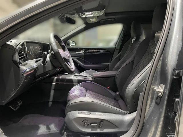 Volkswagen Passat DSG R-Line Style