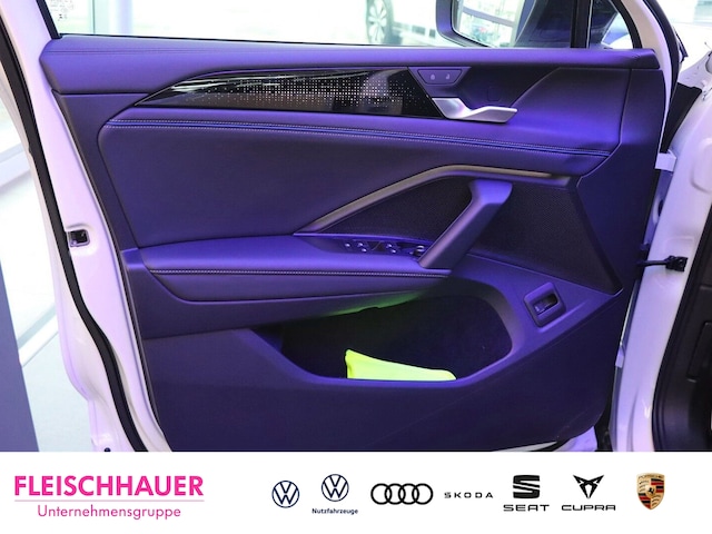 Volkswagen Tiguan 2.0 TDI R-Line EU6e LED NAVI