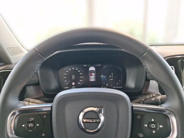 Volvo XC40 Core Recharge T5