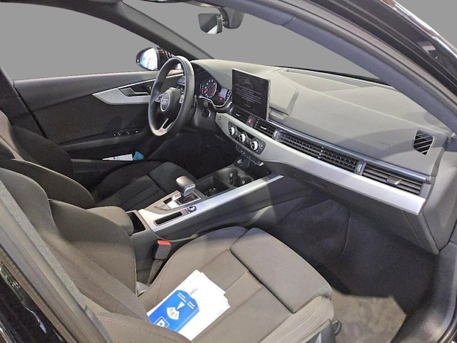 Audi A4 35 TFSI Avant S-Tronic