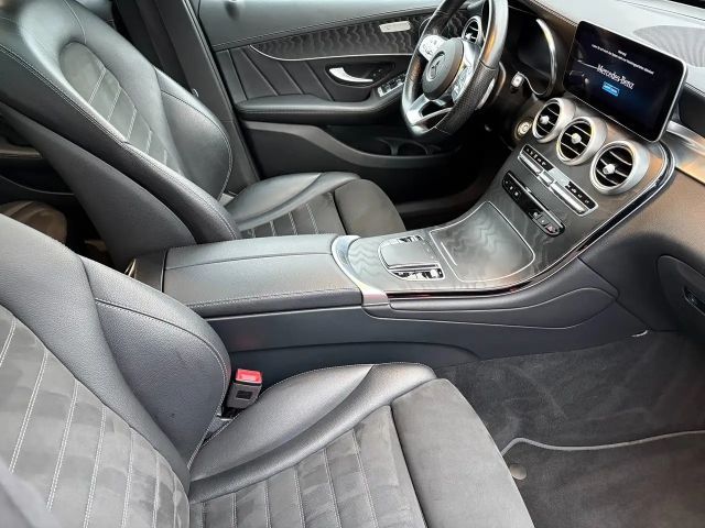 Mercedes-Benz GLC 220 4MATIC AMG Line GLC 220 d
