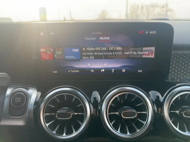 Mercedes-Benz EQB 250