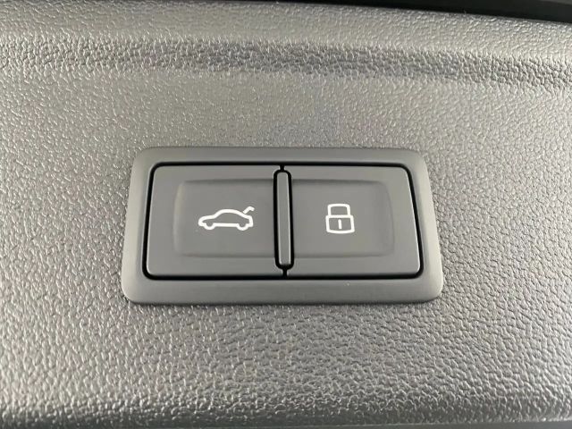 Audi A3 30 TFSI Sedan