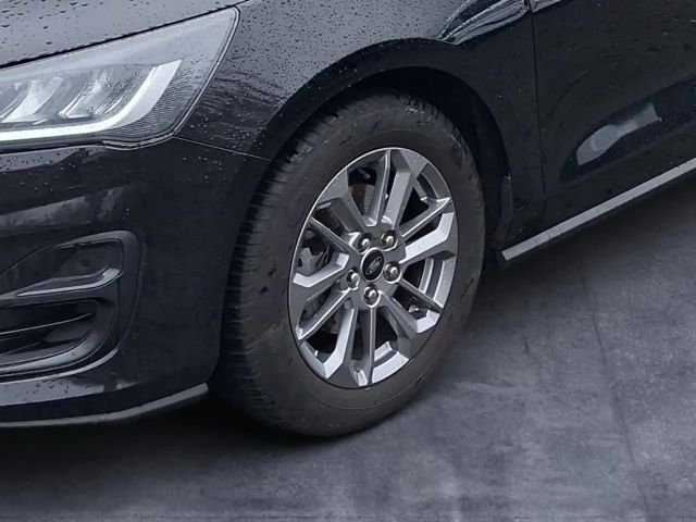 Ford Focus Titanium Wagon