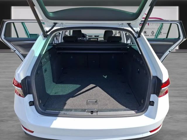 Skoda Superb 2.0 TDI Combi Style Style