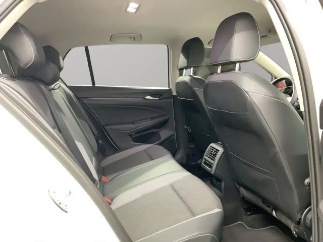 Volkswagen Golf 1.5 TSI Golf VIII