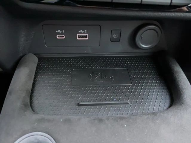 Nissan Juke N-DESIGN Automatik 143PS BOSE/Winter/360°/Hybrid