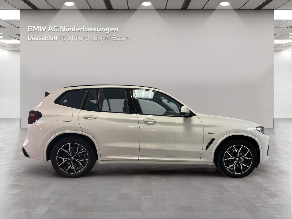 BMW X3 xDrive30e