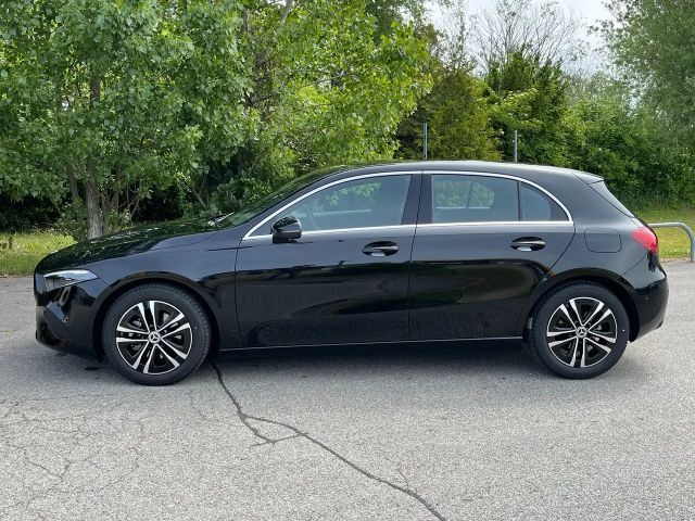 Mercedes-Benz A 180 Hatchback Progressive