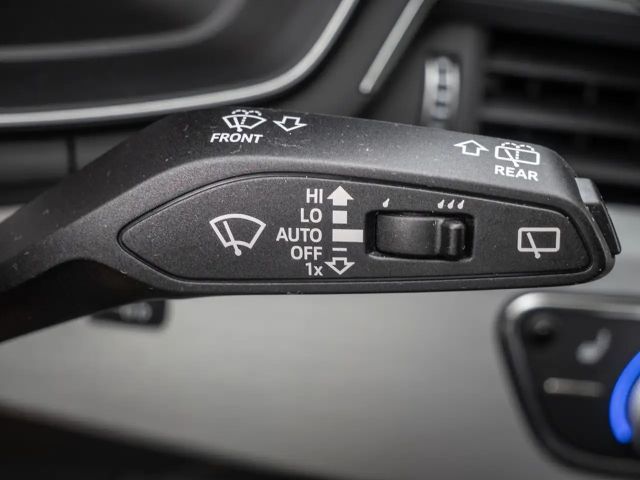 Audi A4 35 TDI Avant S-Line