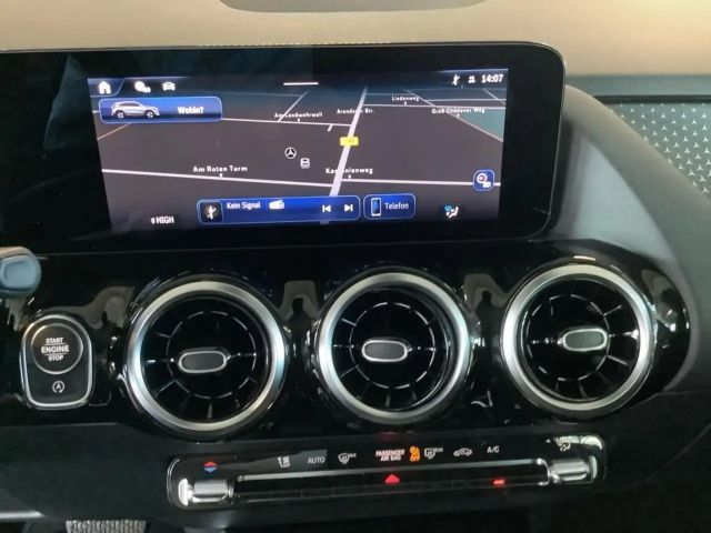 Mercedes-Benz GLA 200 Progressive