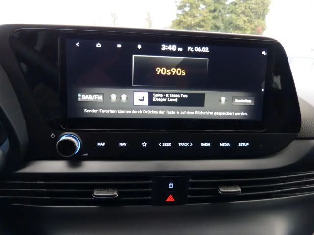 Hyundai i20 NAVI SHZ LHZ APPLE ALU KAMERA