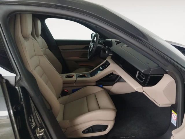 Porsche Taycan 4 Cross Turismo