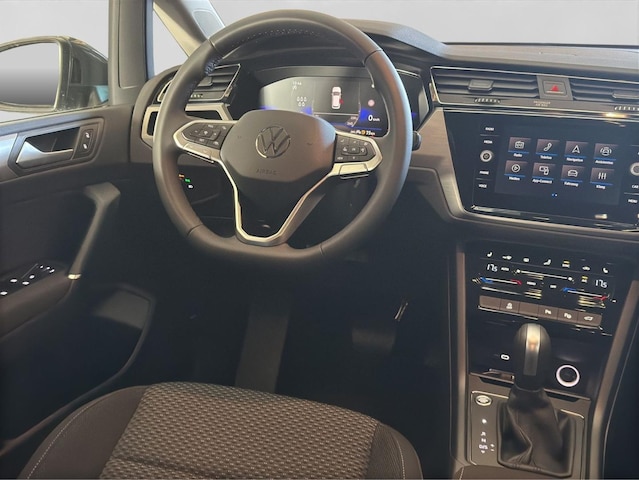 Volkswagen Touran 1.5 TSI DSG R-Line