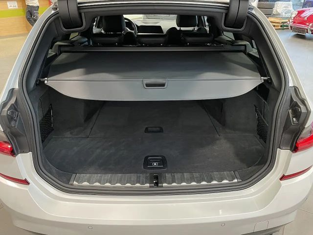 BMW 318 318d M-Sport Touring