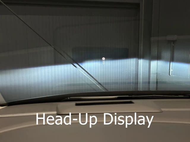 Volkswagen Multivan Lang Style T7