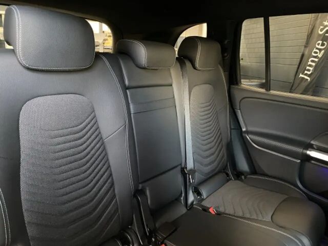 Mercedes-Benz EQB 300 4MATIC Progressive