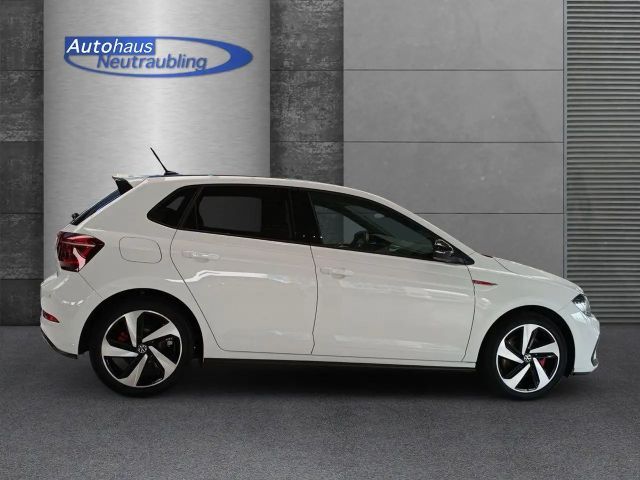 Volkswagen Polo 2.0 TSI DSG IQ.Drive