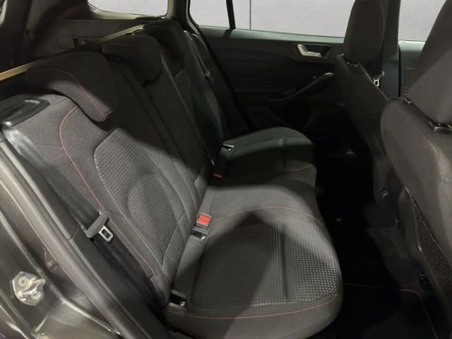 Ford Focus ST Line Wagon