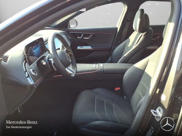 Mercedes-Benz E 200 AMG Line Sedan