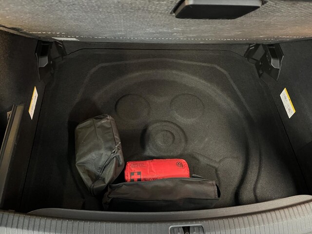 Volkswagen Tiguan Tiguan 2.0   R-L  BT180TSI D7A