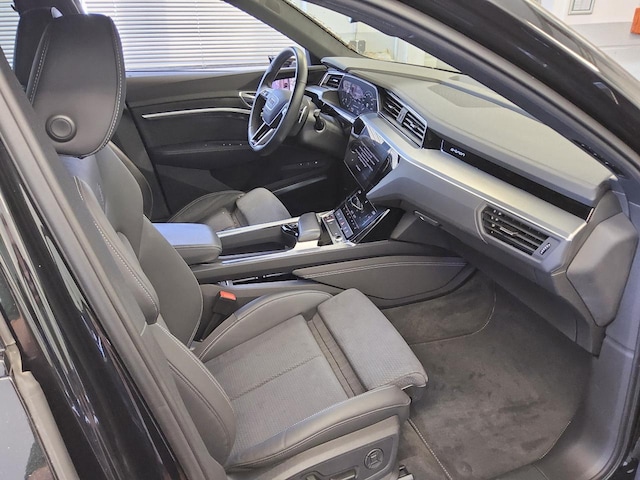 Audi e-tron Quattro Sportback