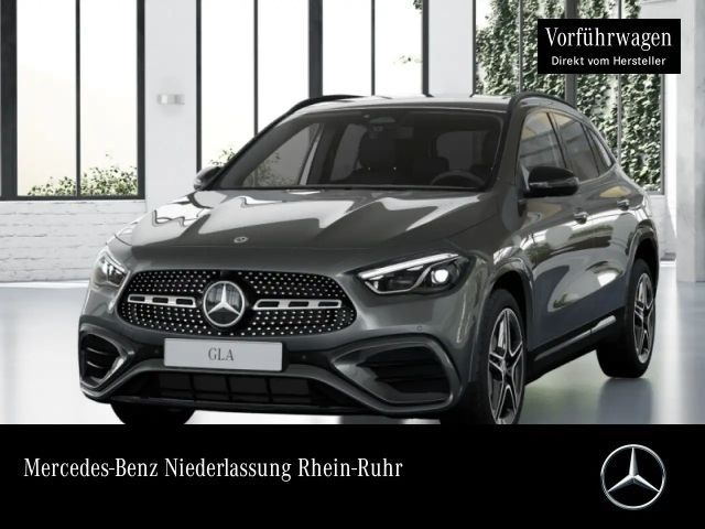 Mercedes-Benz GLA 180 AMG Line