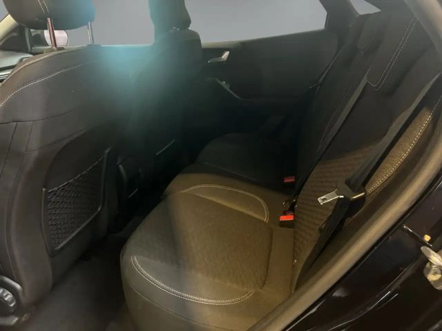 Ford Puma EcoBoost Titanium