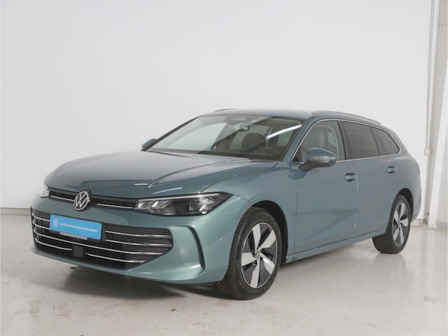 Volkswagen Passat 1.5 eTSI Business