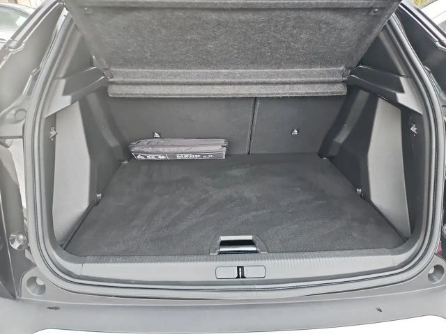 Peugeot E-2008 Allure Pack