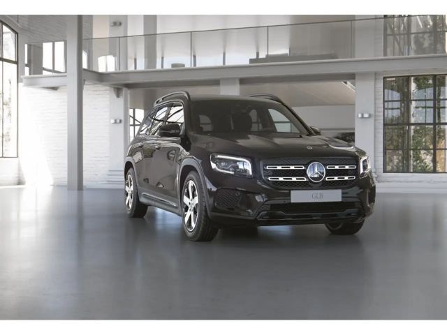 Mercedes-Benz GLB 220 4MATIC GLB 220 d