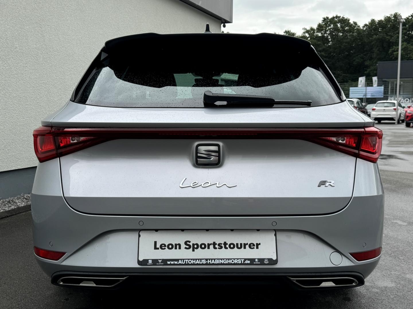 Seat Leon 1.5 eTSI DSG FR-lijn Plus Sportstourer