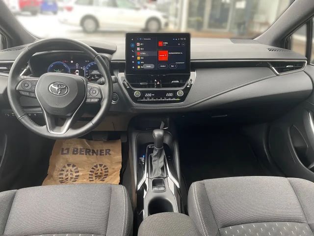 Toyota Corolla Active Hybride Touring