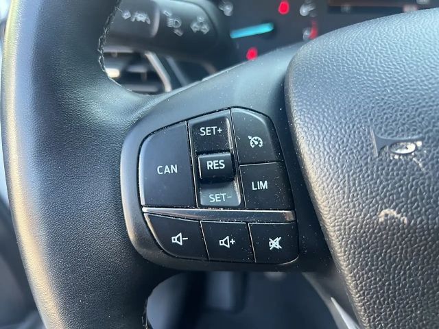 Ford Puma EcoBoost Titanium