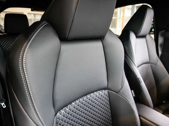 Toyota Yaris Hatchback Hybride Style