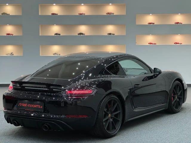 Porsche Cayman 4 Coupé GTS