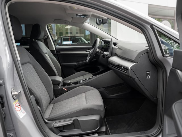 Volkswagen Golf 1.5 TSI DSG