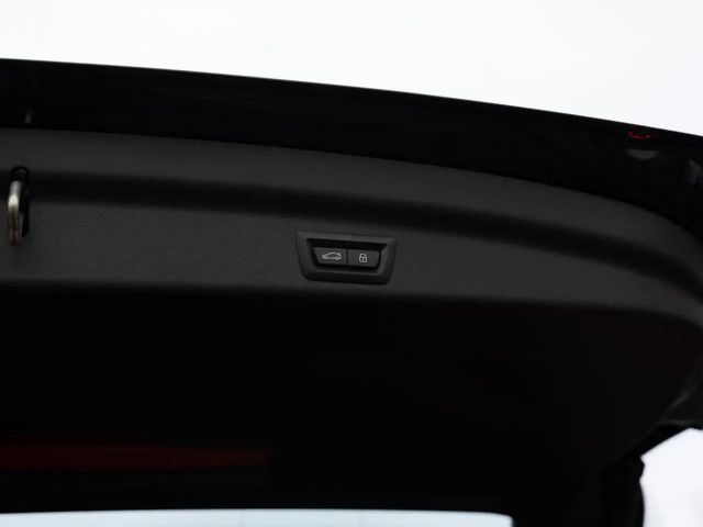 BMW X1 xDrive30 AHK LED NAVI KAMERA SHZ PDC KEYLESS