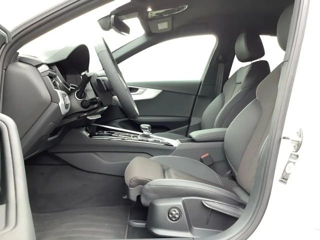 Audi A4 40 TFSI S-Line