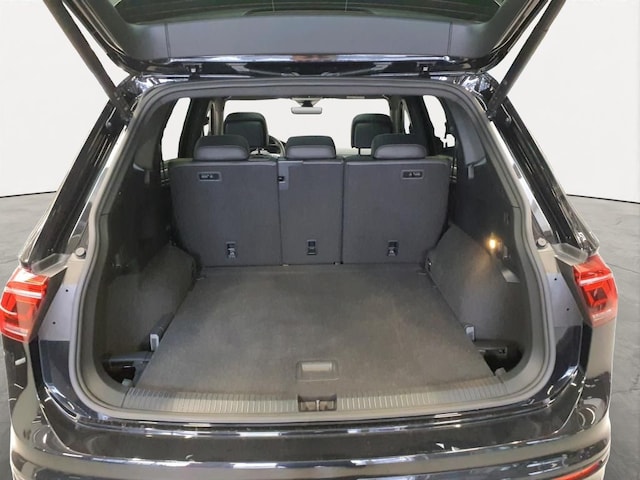 Volkswagen Tiguan 2.0 TSI Allspace R-Line Style