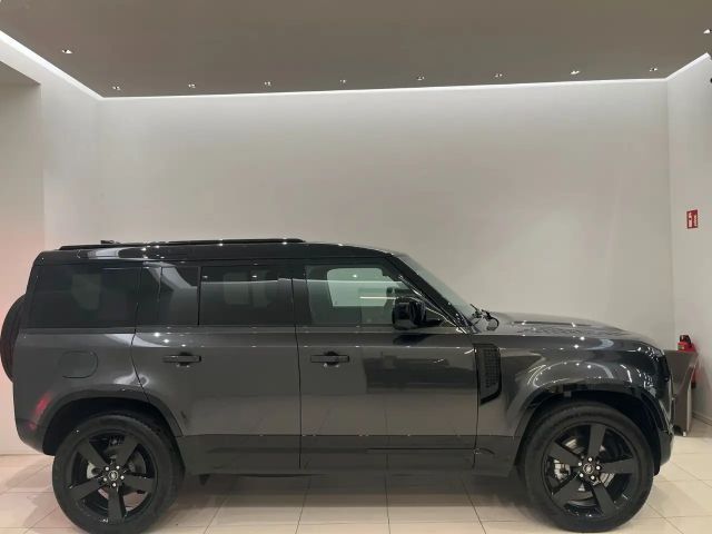 Land Rover Defender 110 D250 HSE