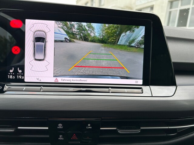 Volkswagen Golf 2.0 TSI DSG Style Variant