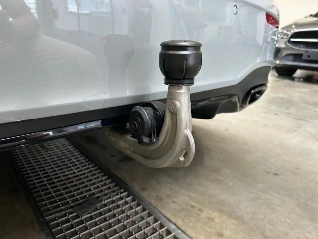 Mercedes-Benz A 180 A 180 d AMG Line