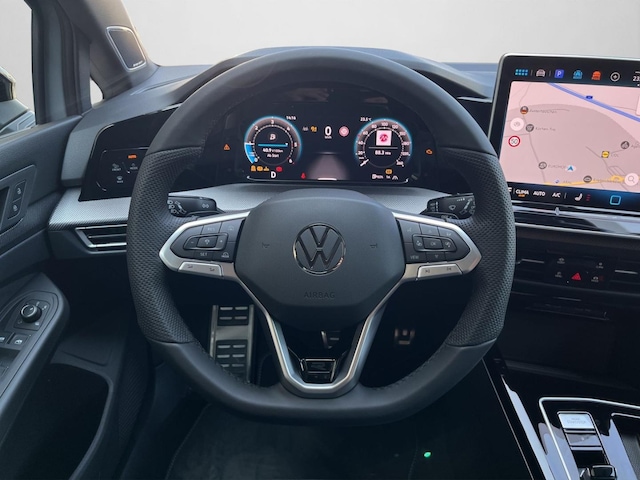 Volkswagen Golf DSG R-Line